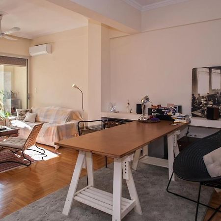 2 Bedroom Apartment At The Historical Center, View To Acropolis Athén Kültér fotó