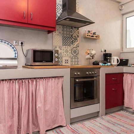 2 Bedroom Apartment At The Historical Center, View To Acropolis Athén Kültér fotó