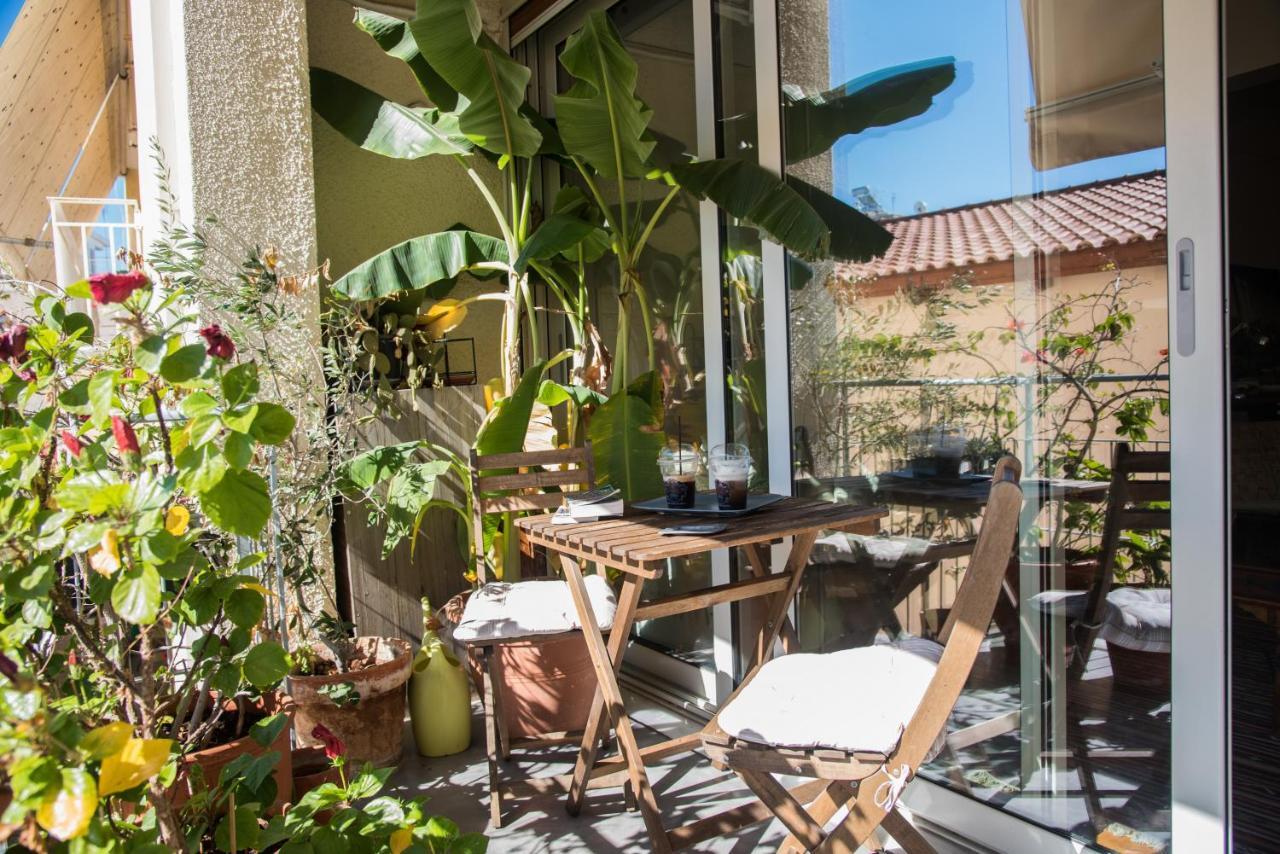 2 Bedroom Apartment At The Historical Center, View To Acropolis Athén Kültér fotó