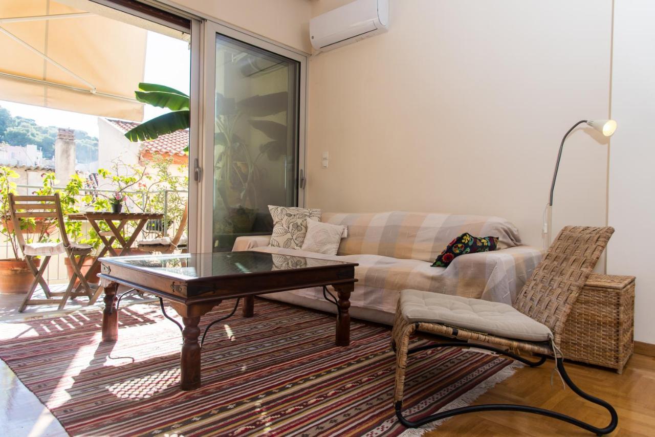 2 Bedroom Apartment At The Historical Center, View To Acropolis Athén Kültér fotó