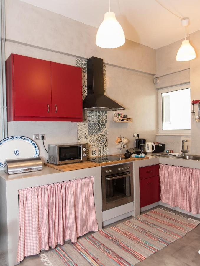 2 Bedroom Apartment At The Historical Center, View To Acropolis Athén Kültér fotó