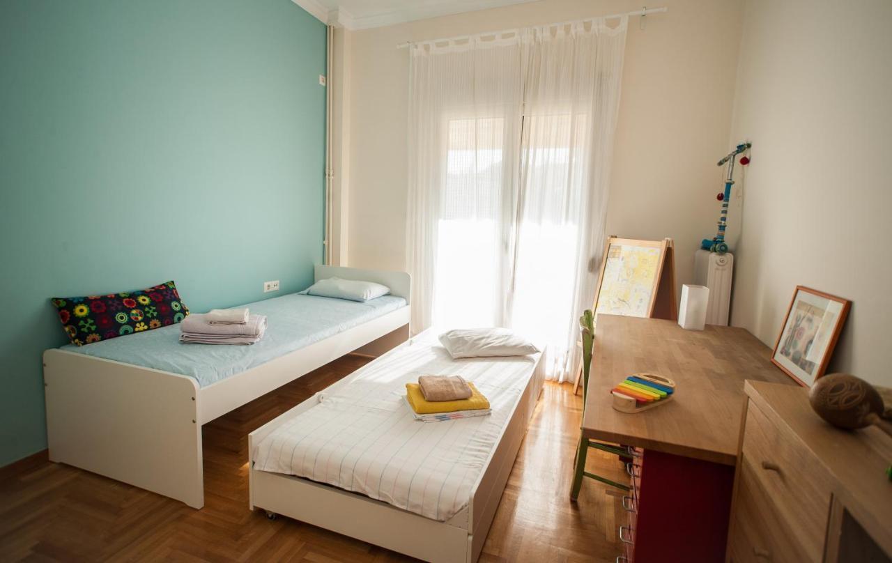 2 Bedroom Apartment At The Historical Center, View To Acropolis Athén Kültér fotó