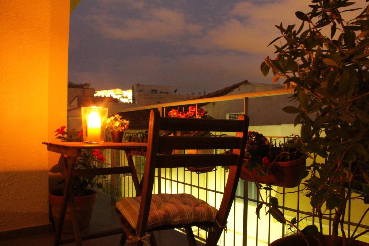 2 Bedroom Apartment At The Historical Center, View To Acropolis Athén Kültér fotó